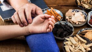 ترک اعتیاد هربال تراپی چیست