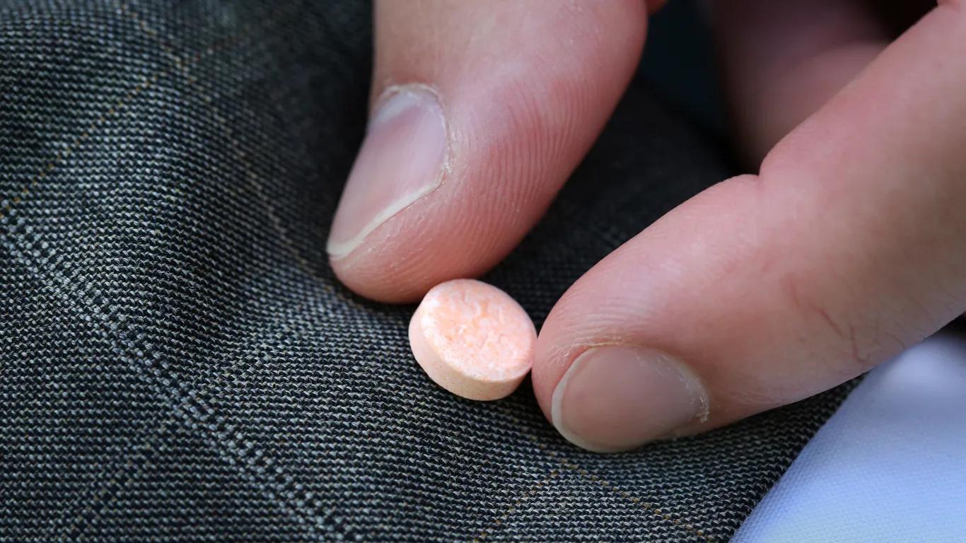 ترک اعتیاد به قرص b2